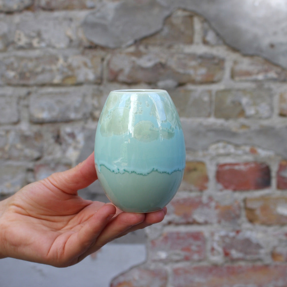 Crystal vase - Light turquoise